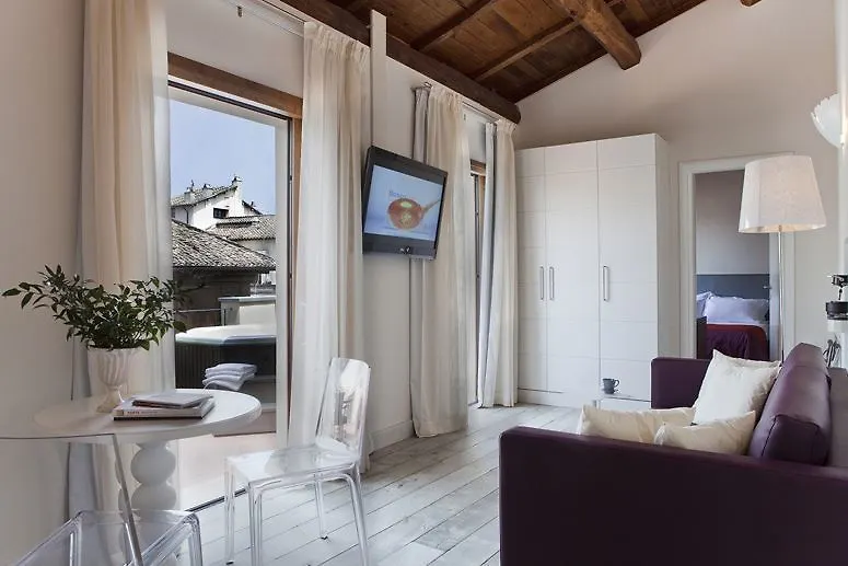 Navona Palace Luxury Inn Roma 0*,  Italia
