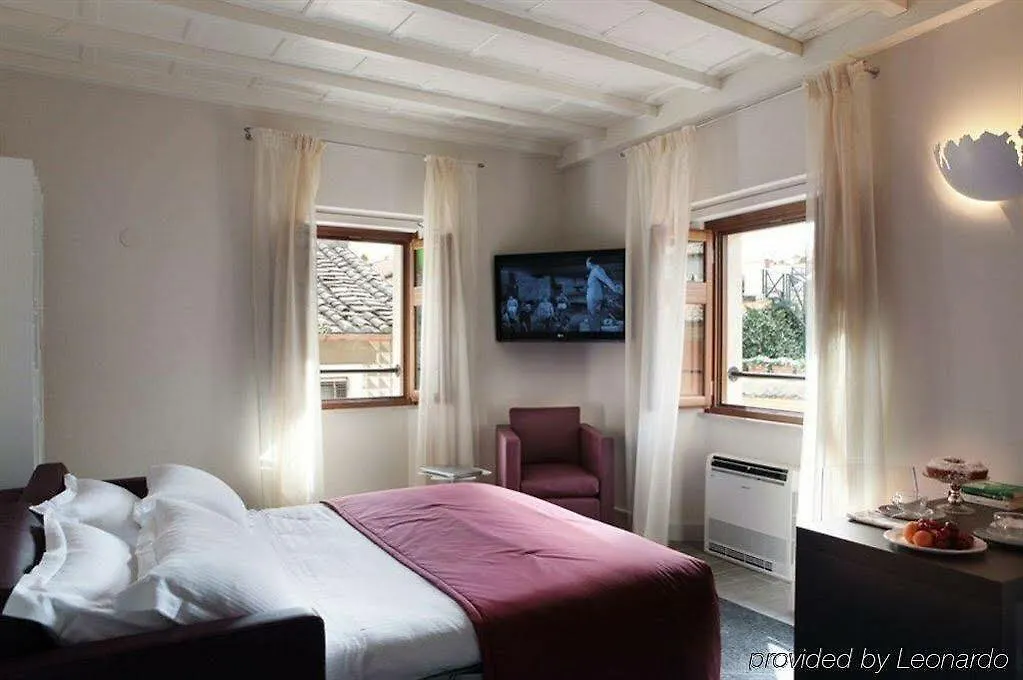 Navona Palace Luxury Inn Rome